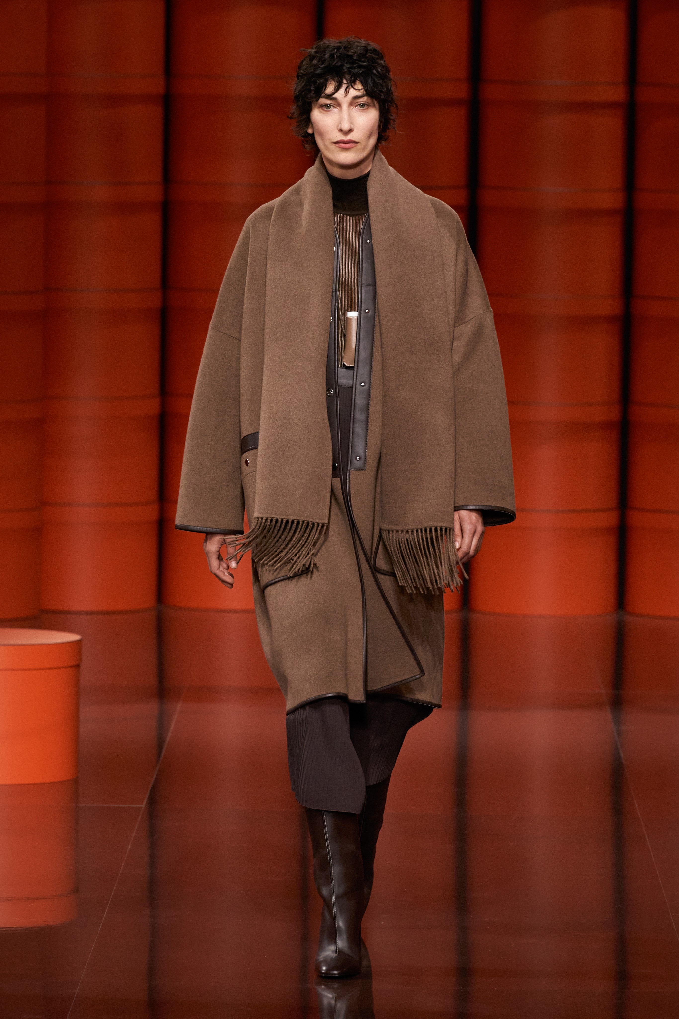 Gigi Hadid tai xuat san dien anh 37