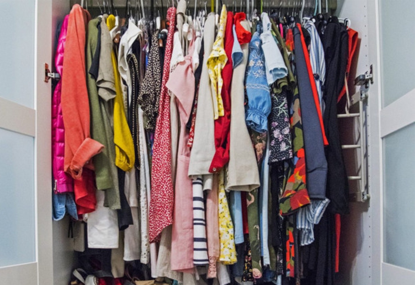 Bi quyet giup ban co tu quan ao gon gang hon hinh anh