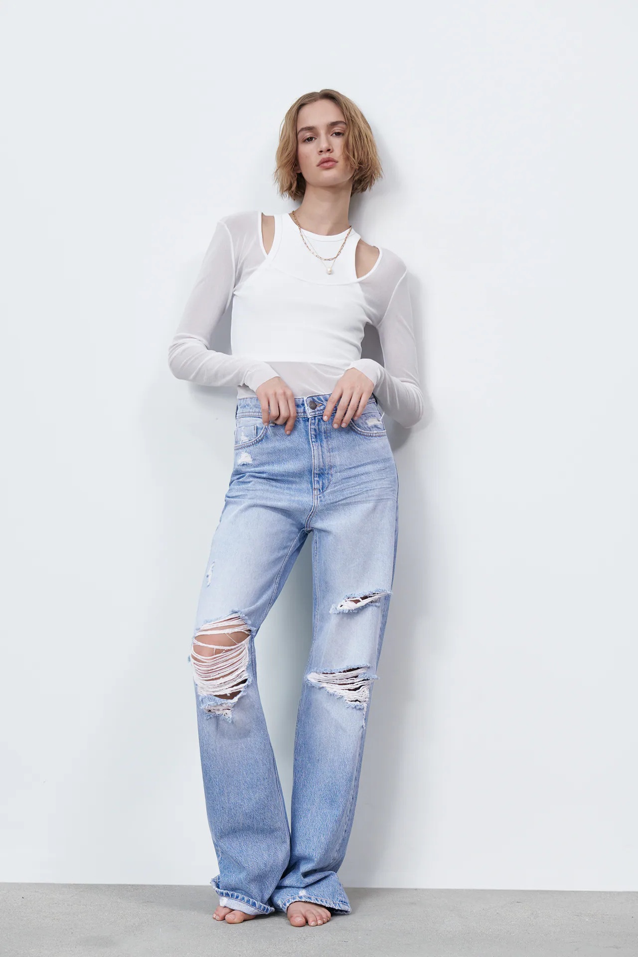 Zara bán quần rách đáy  ảnh 2 Zara ban quan rach day anh 2