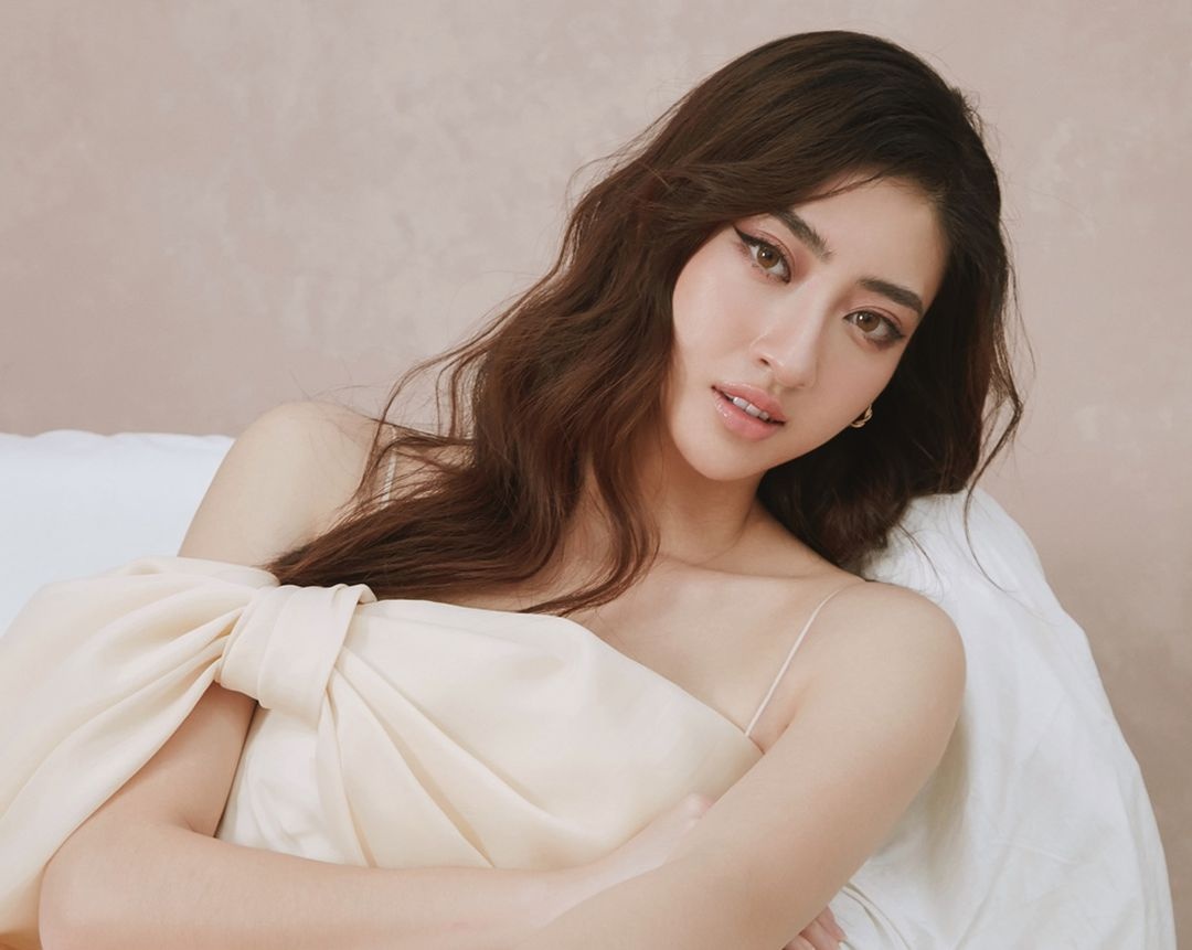 Bi quyet lam dep cua hoa hau anh 1