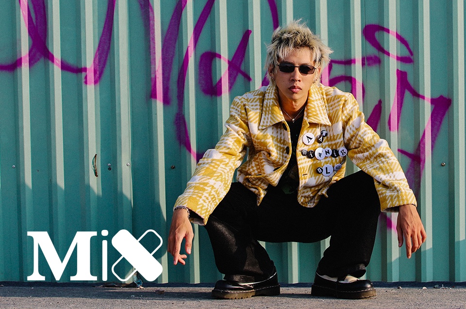 Phong cach thoi trang noi loan cua chang trai TP.HCM hinh anh