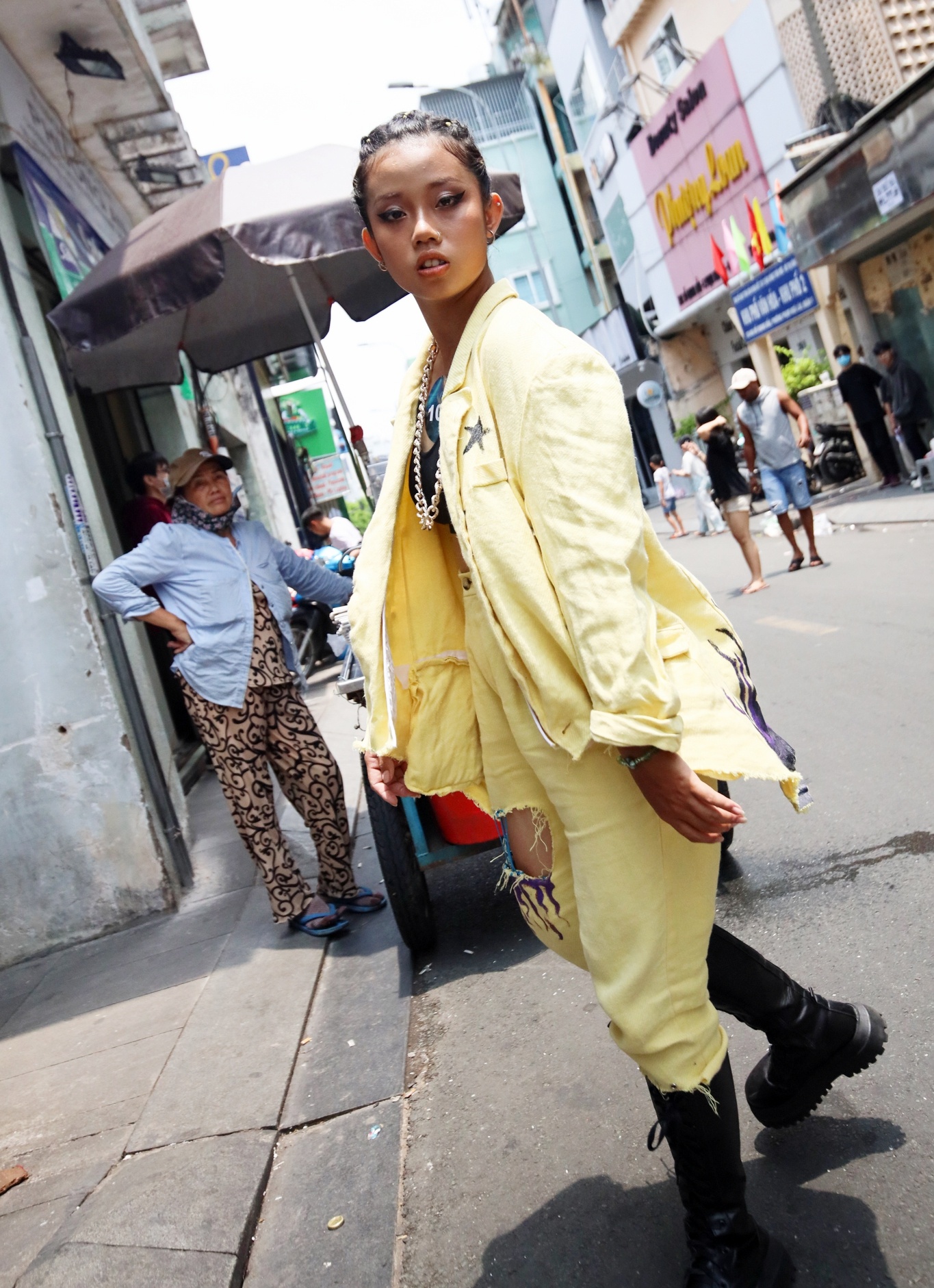 Thoi trang thi sinh Rap Viet anh 3