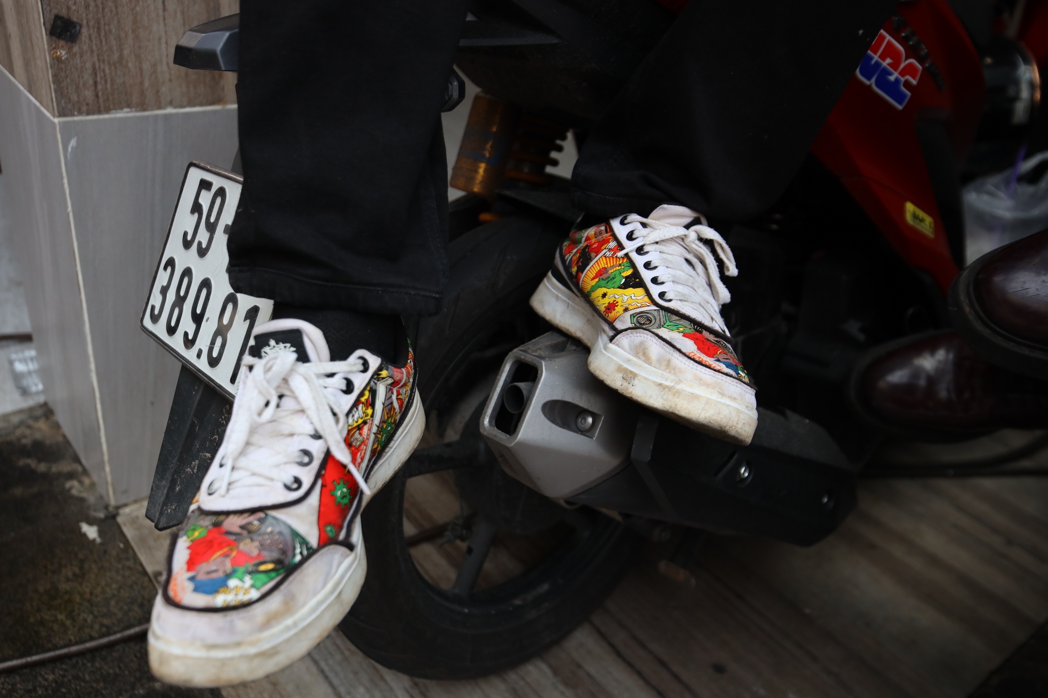 Thi sinh Rap Viet mang sneakers anh 10