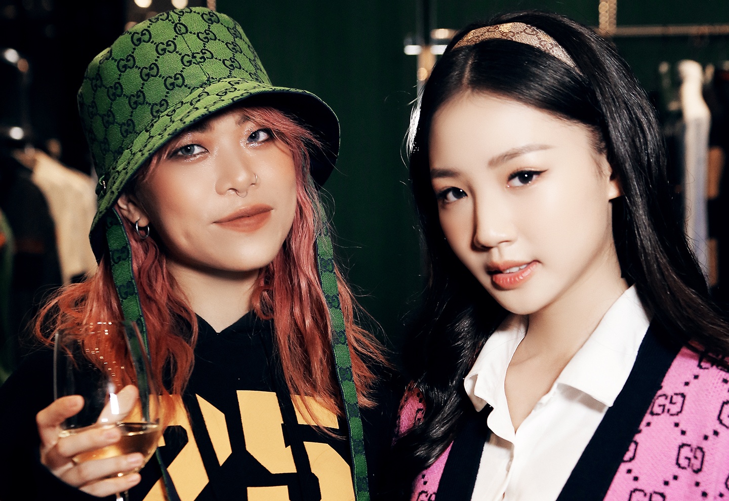 AMEE, Tlinh trong khac biet khi dien ca cay Gucci hinh anh