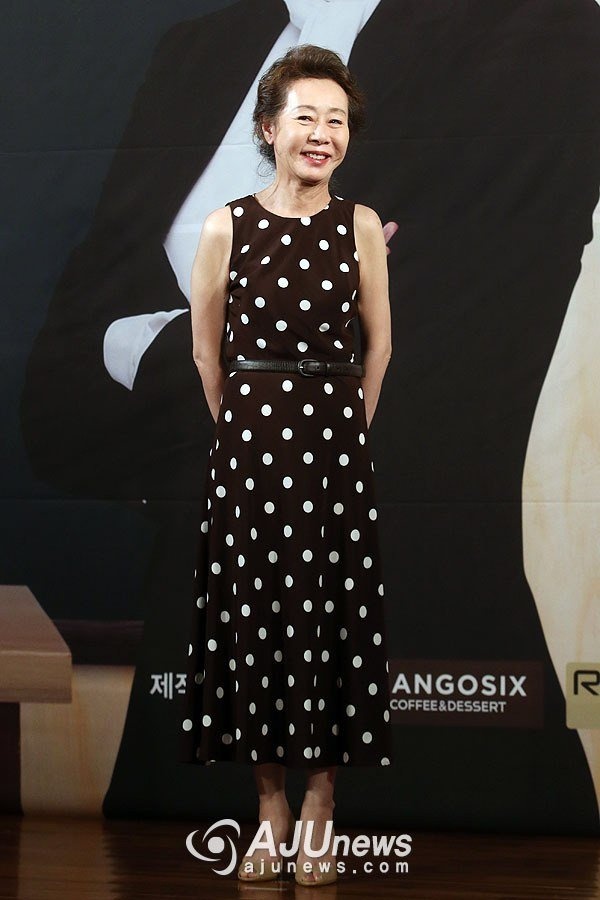 Thoi trang dien vien Youn Yuh-jung anh 9