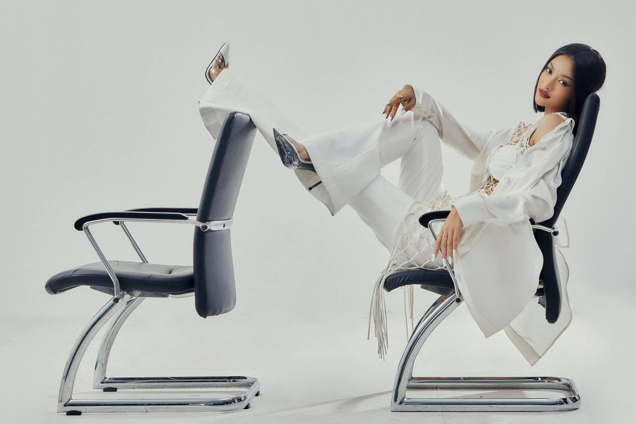 Kieu Loan goi cam anh 1