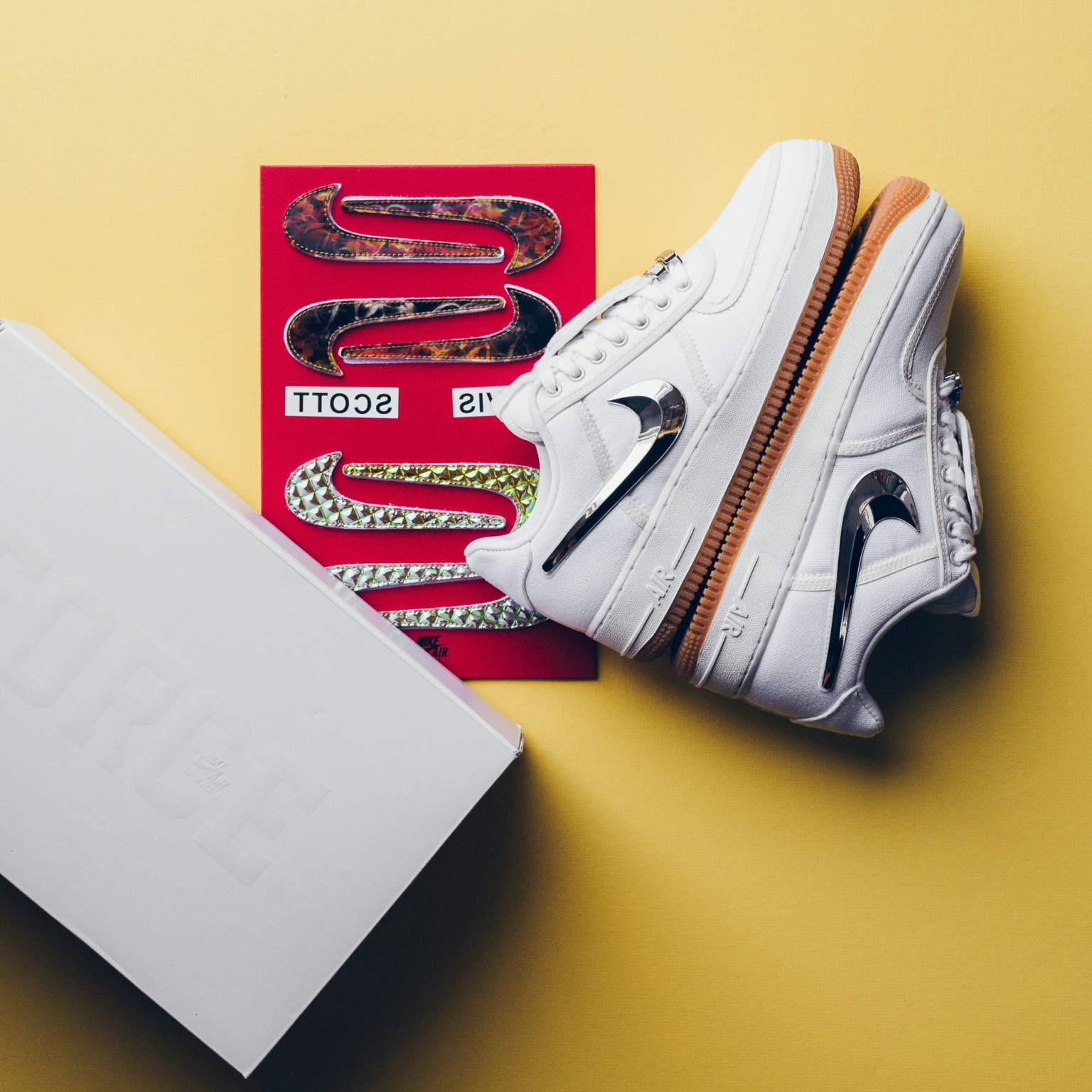 Nike kết hợp cùng Travis Scott ảnh 5 Nike ket hop cung Travis Scott anh 5