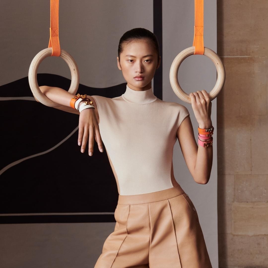 Hermès bán phụ kiện thể thao ảnh 1 Hermes ban phu kien the thao anh 1