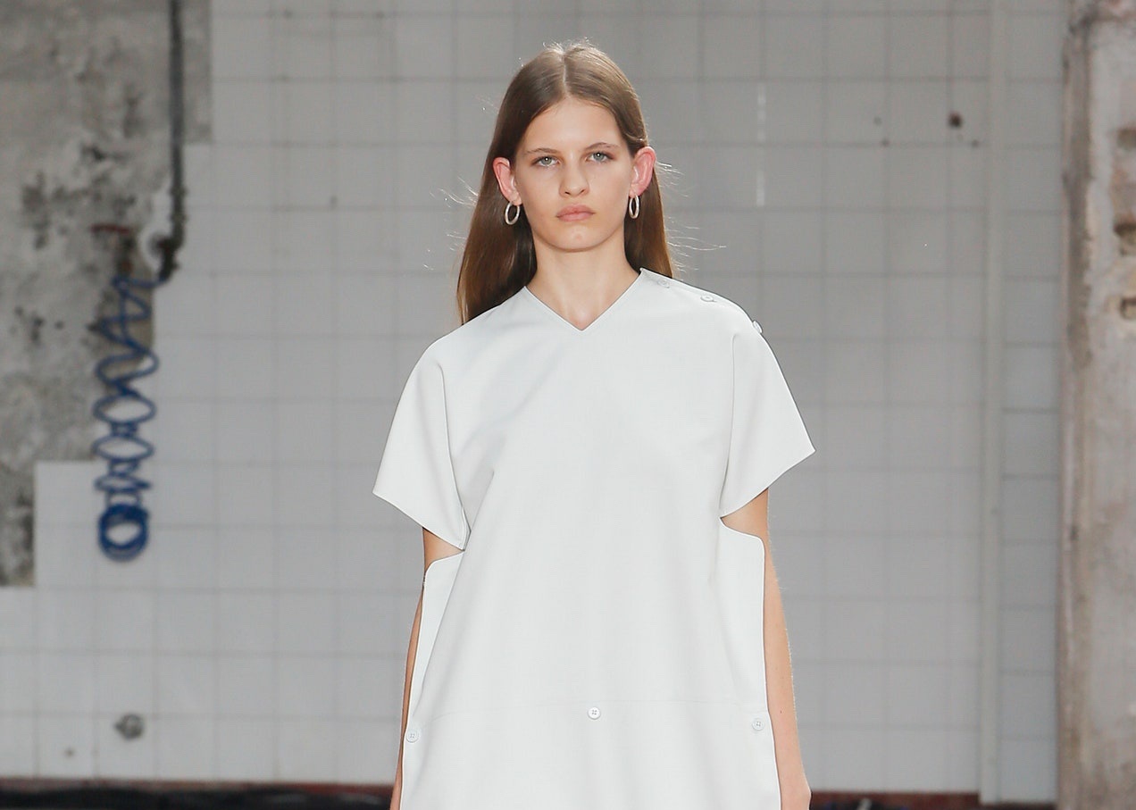 Phong cach toi gian va don gian khac nhau the nao? hinh anh