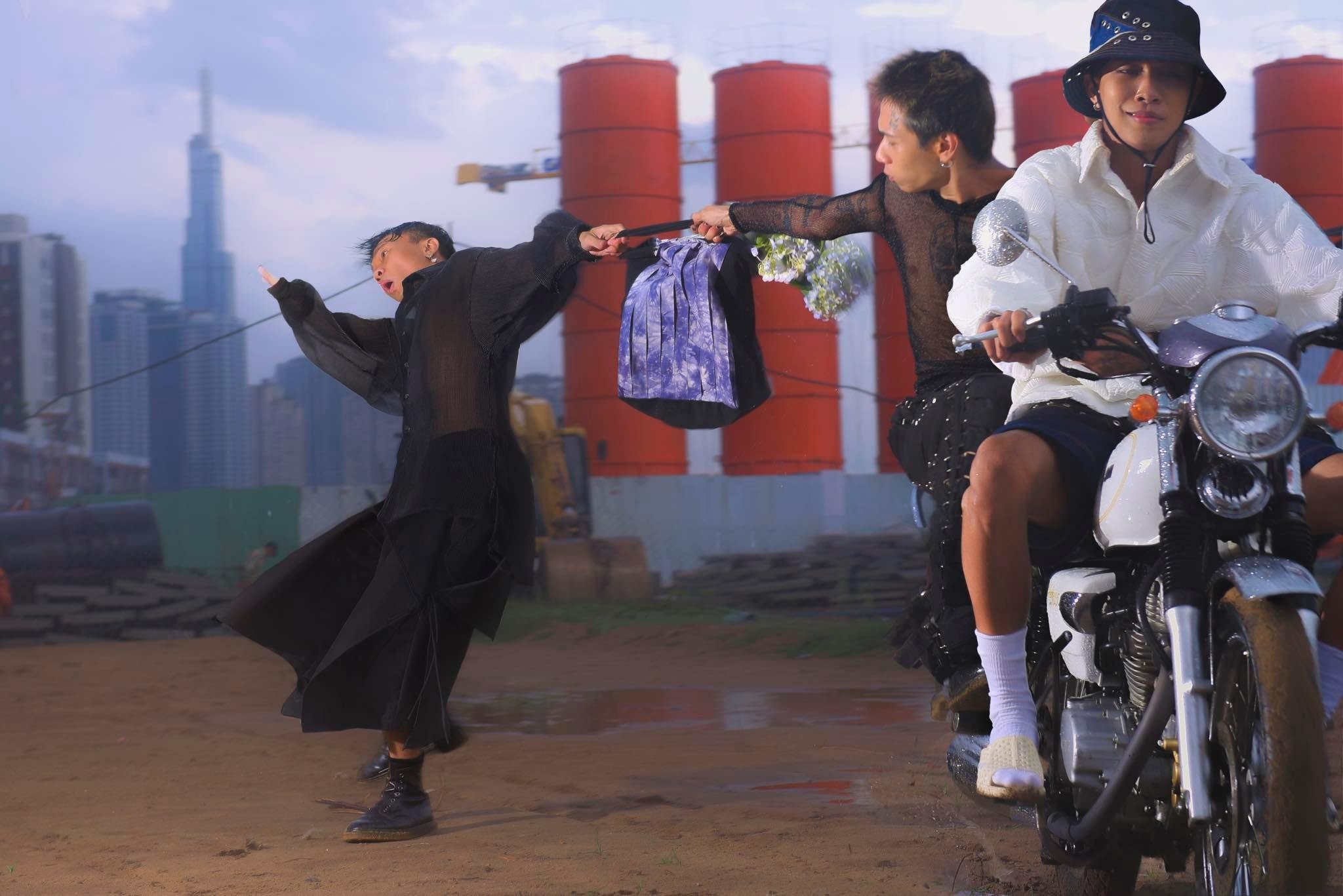 Bo anh gay tranh cai anh 5