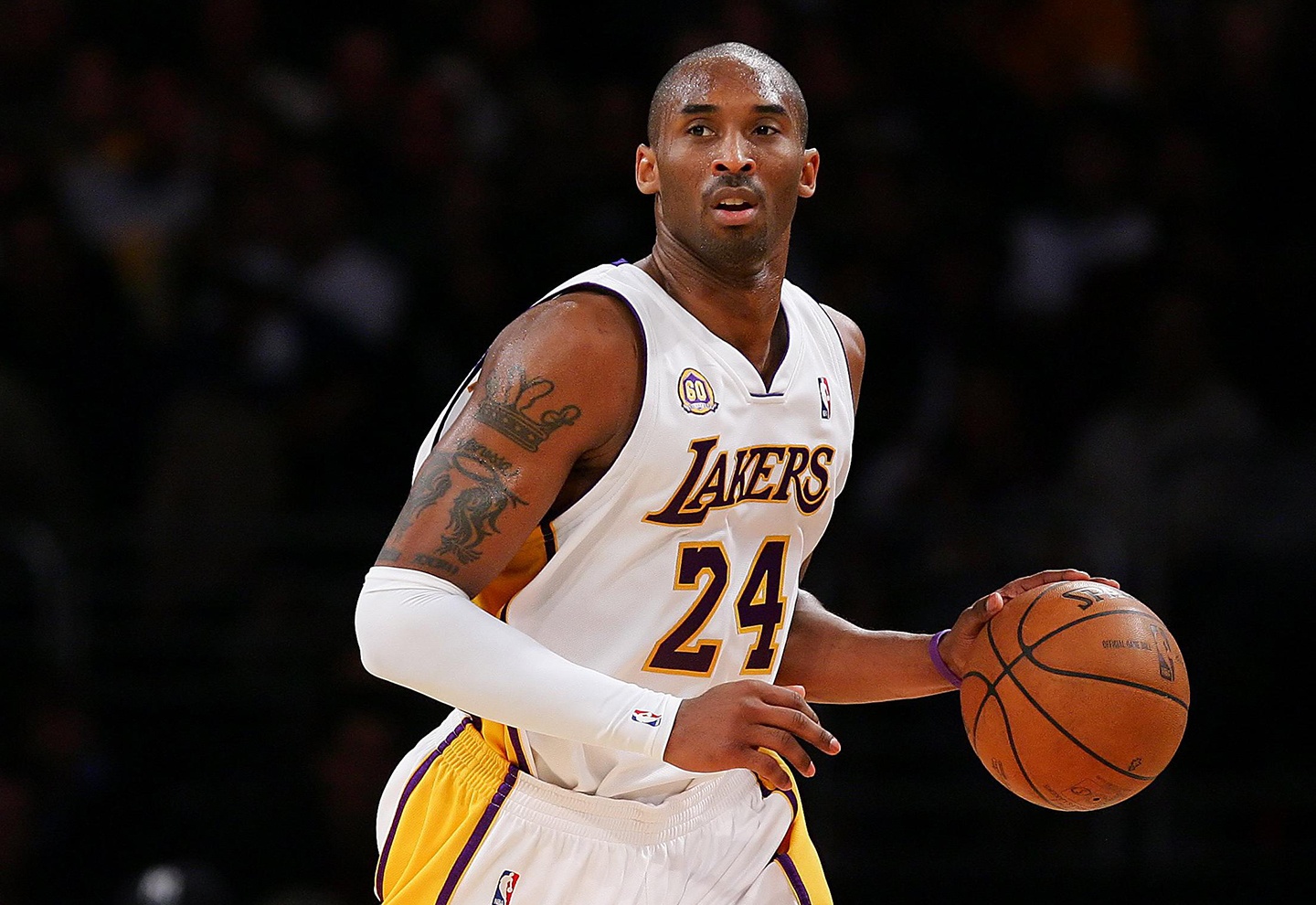 Vo Kobe Bryant yeu cau Nike khong ban giay thiet ke rieng hinh anh