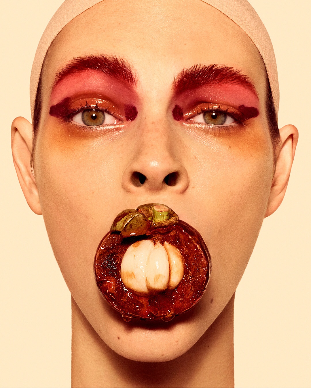 Chien dich thoi trang tranh cai anh 21