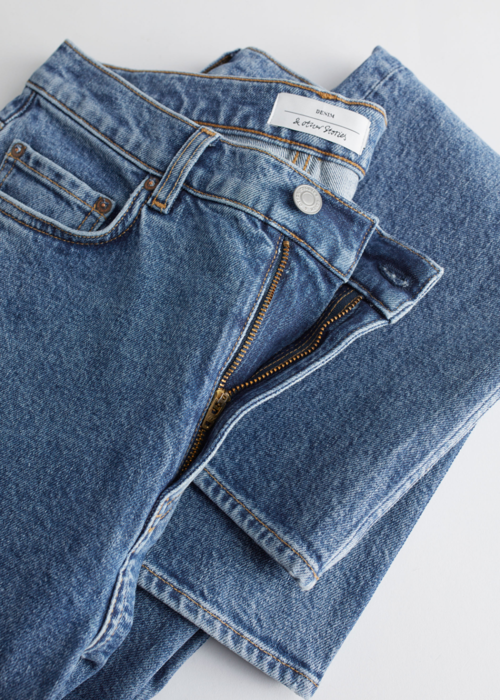 Cháy hàng quần jeans công nương Anh ảnh 3 Chay hang quan jeans cong nuong Anh anh 3