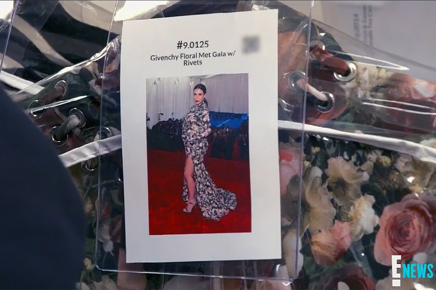 Kim Kardashian thich luu tru quan ao anh 3