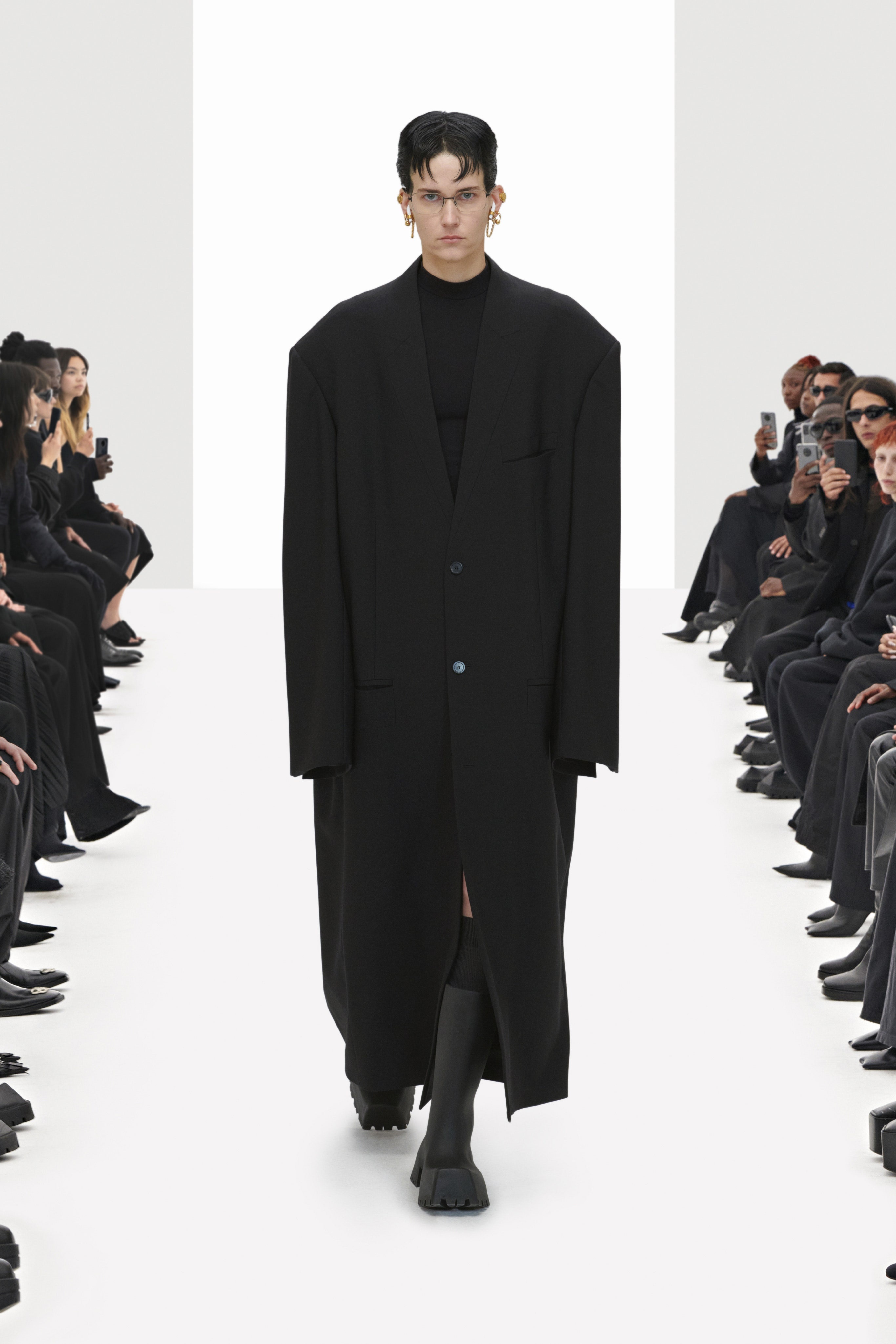 Balenciaga lang xe lan di cho anh 3