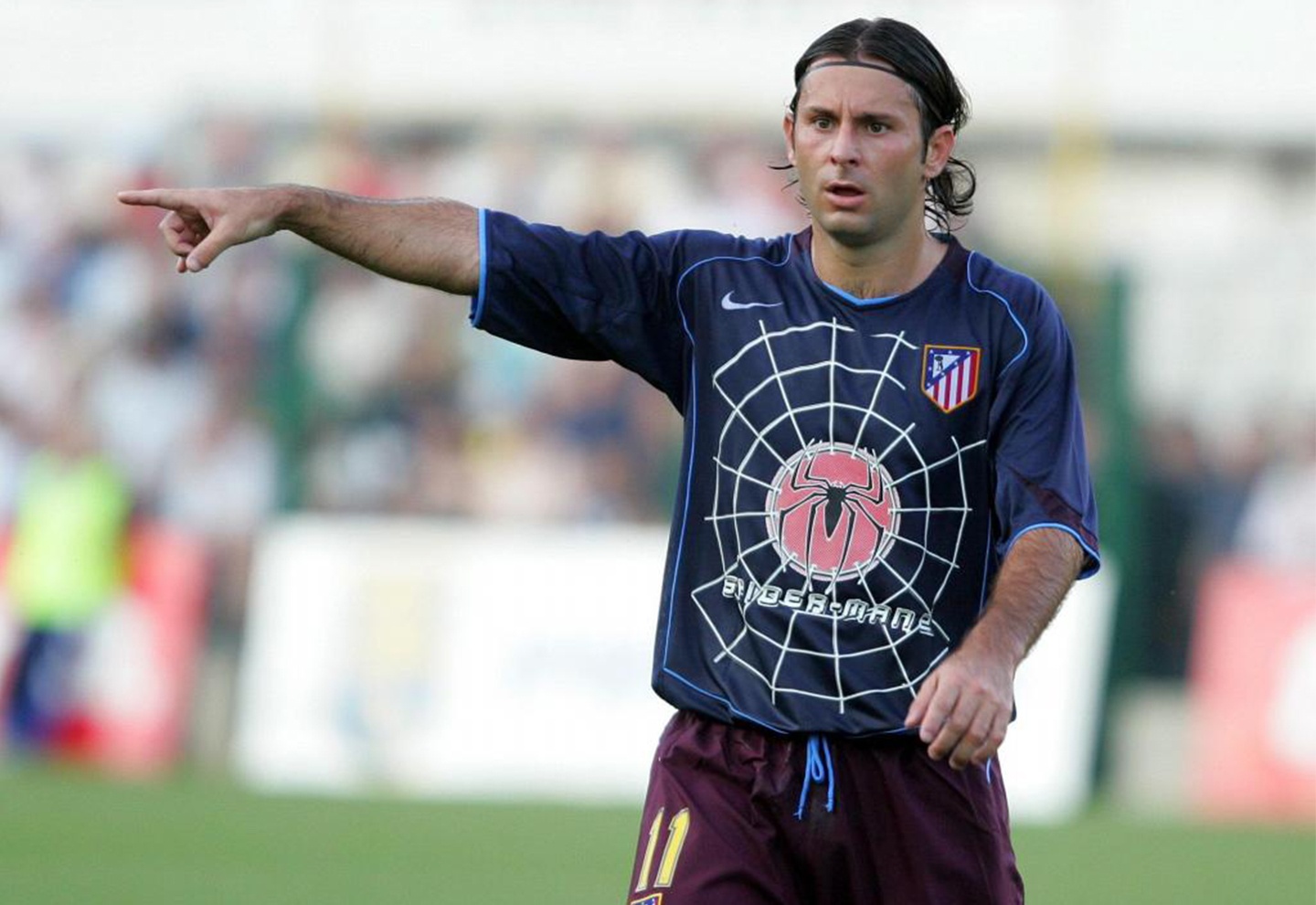 10 mau ao dau xau nhat trong lich su bong da hinh anh