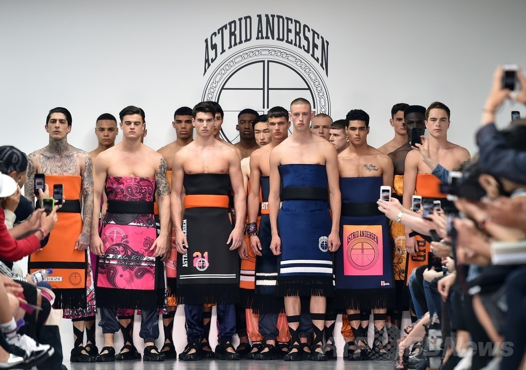 Dan ong mac vay anh 5