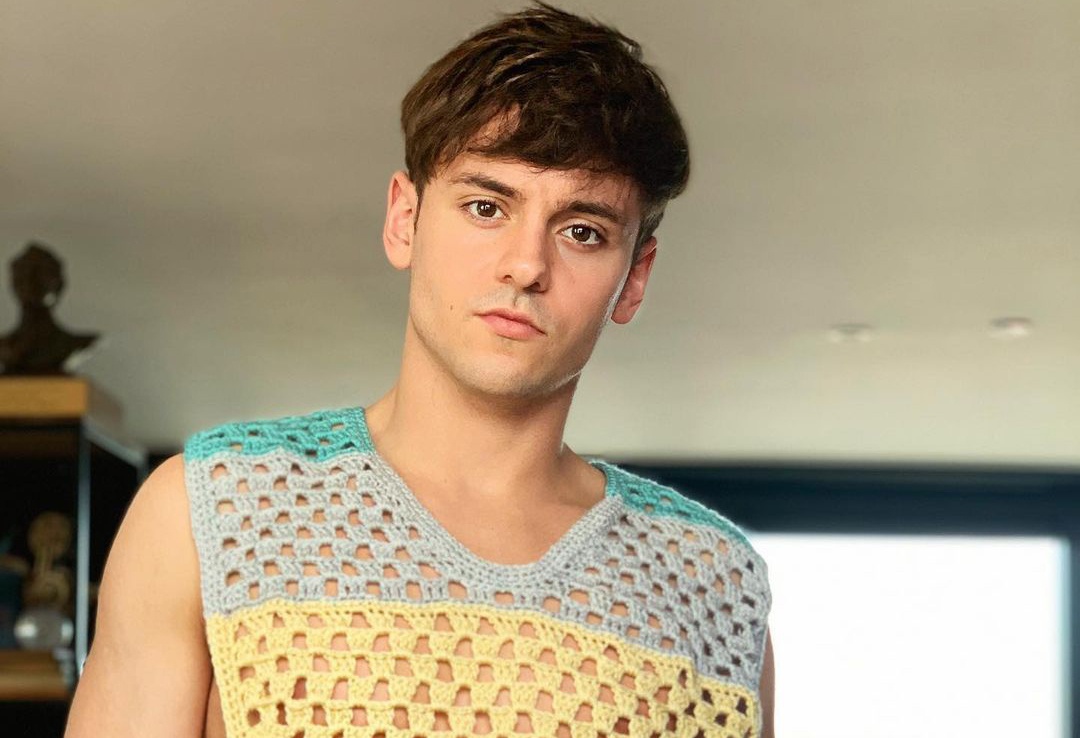 So thich dan len cua nam van dong vien nhay cau o Olympic Tokyo hinh anh