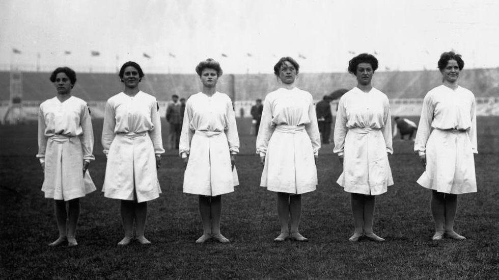 Trang phuc van dong vien nu anh 3