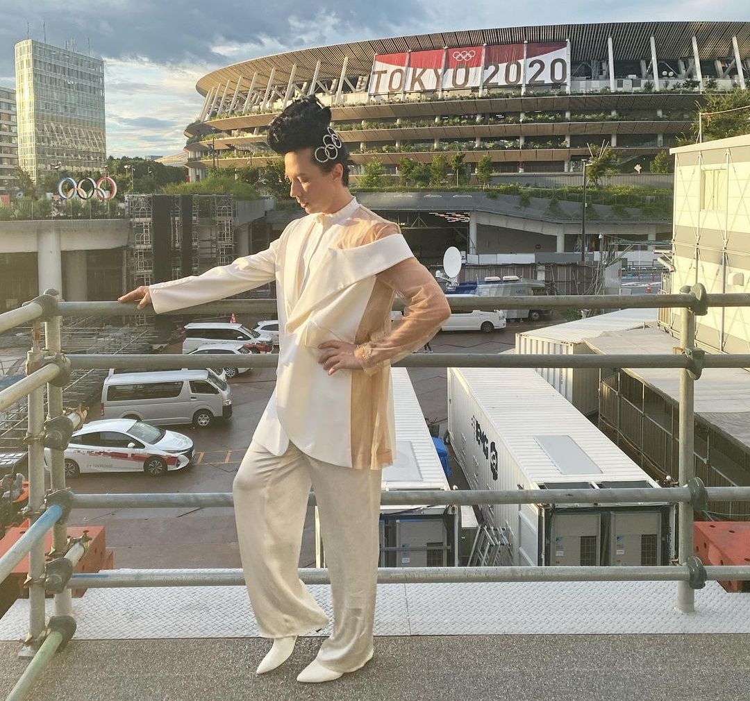 Trang phuc gay tranh cai Olympic anh 1