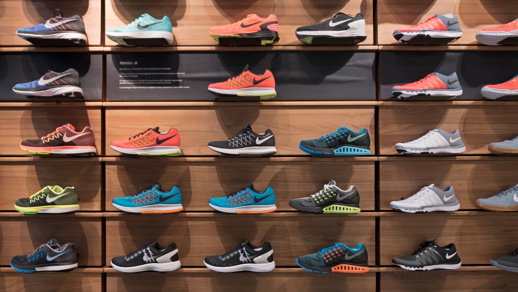 Giám đốc Nike kết án tù  ảnh 1 Giam doc Nike ket an tu anh 1