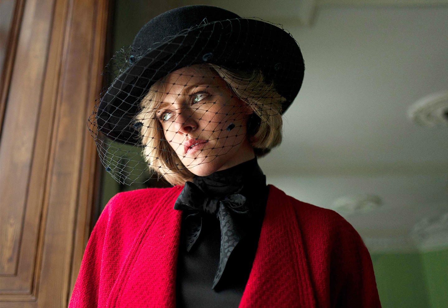 Vay Chanel cua Kristen Stewart mat 1.034 gio hoan thien hinh anh