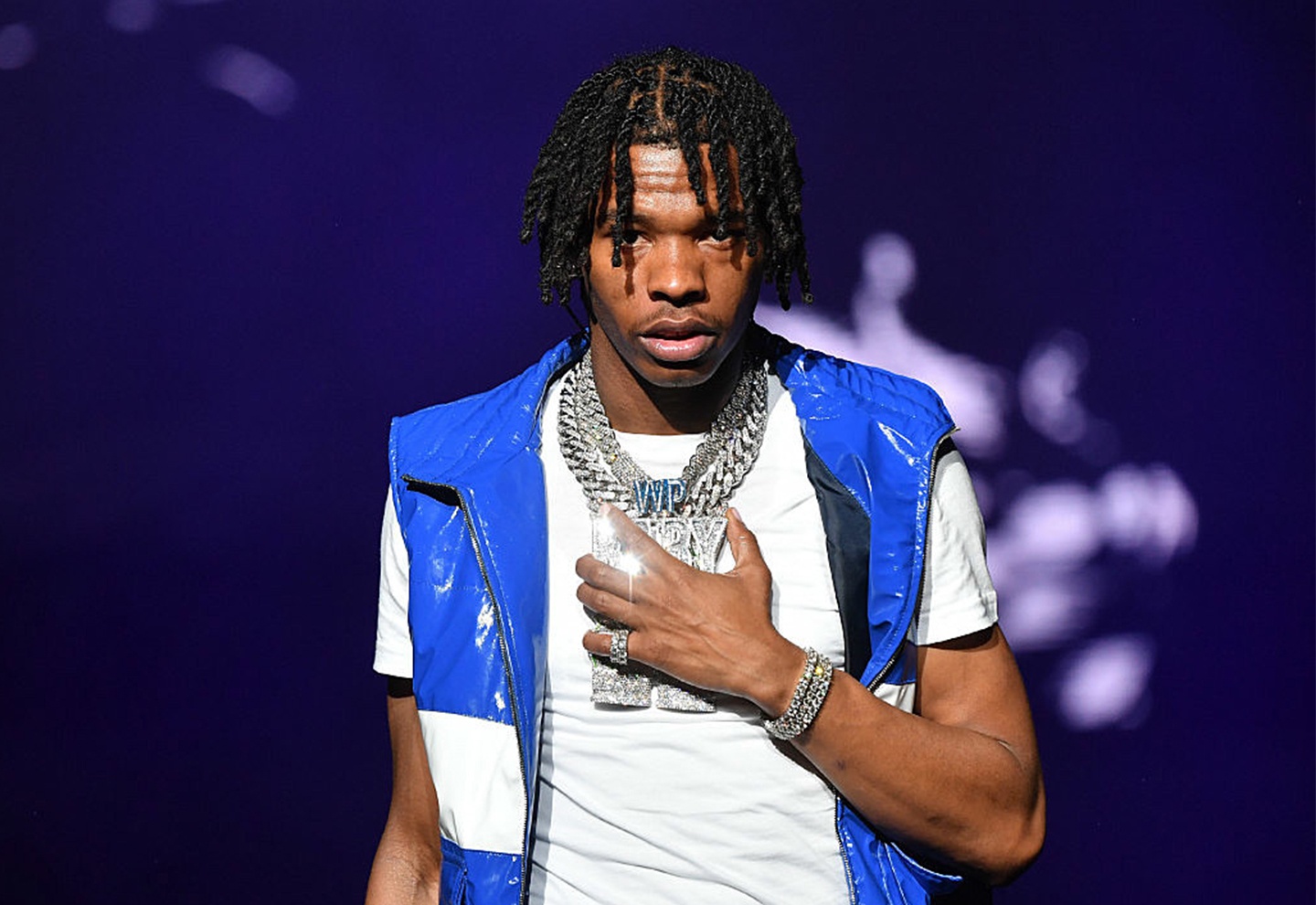 Nam rapper bi lua mua dong ho gia 400.000 USD hinh anh