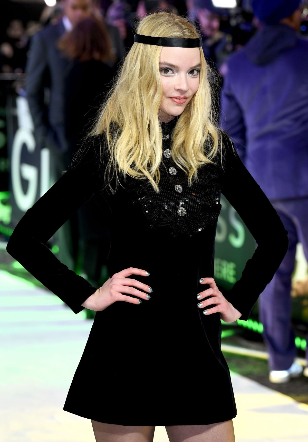 Thoi trang Anya Taylor-Joy anh 12