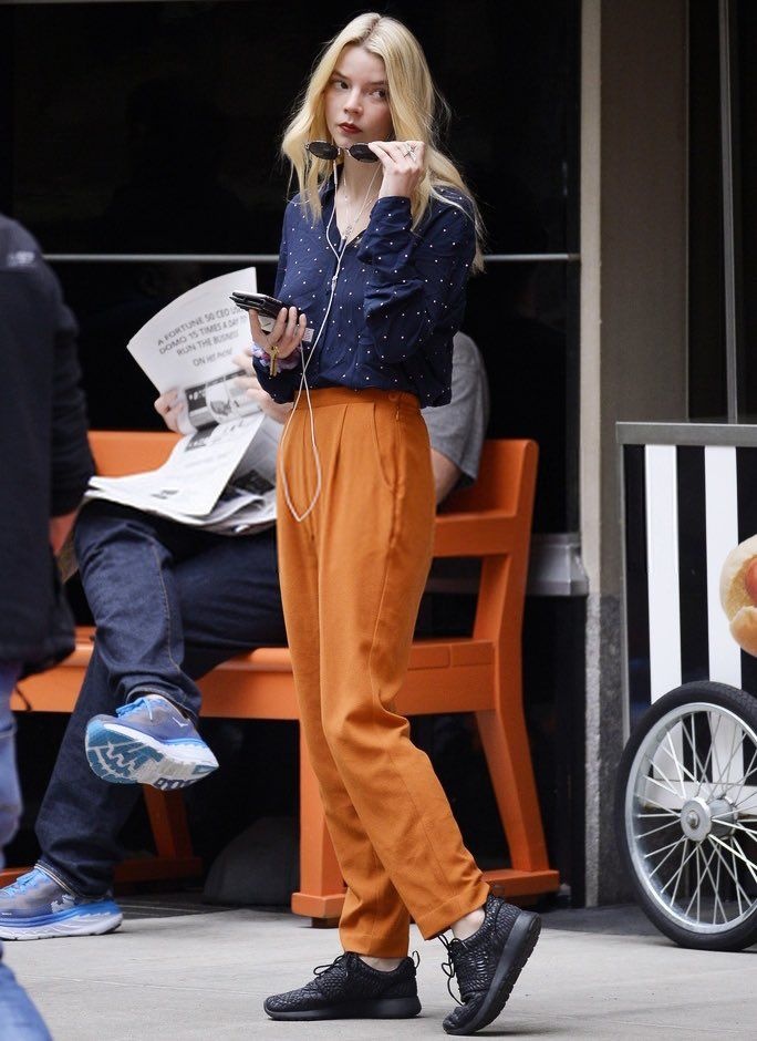 Thoi trang Anya Taylor-Joy anh 19