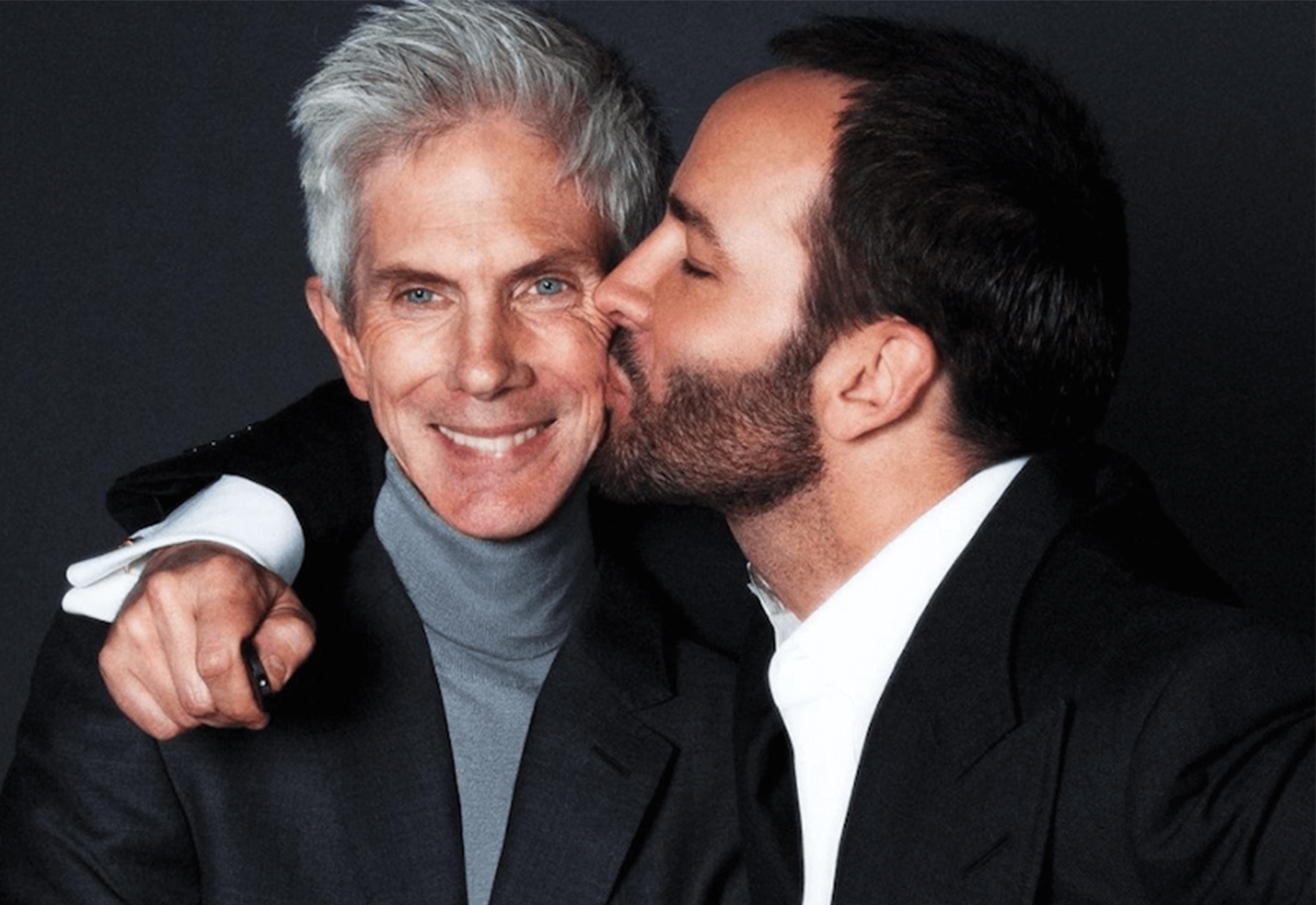 Chuyen tinh dong gioi 35 nam cua nha thiet ke Tom Ford hinh anh