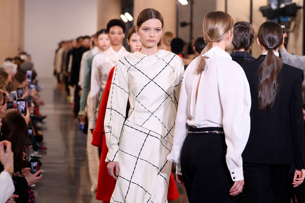 Bo suu tap thoi trang cua Victoria Beckham anh 6