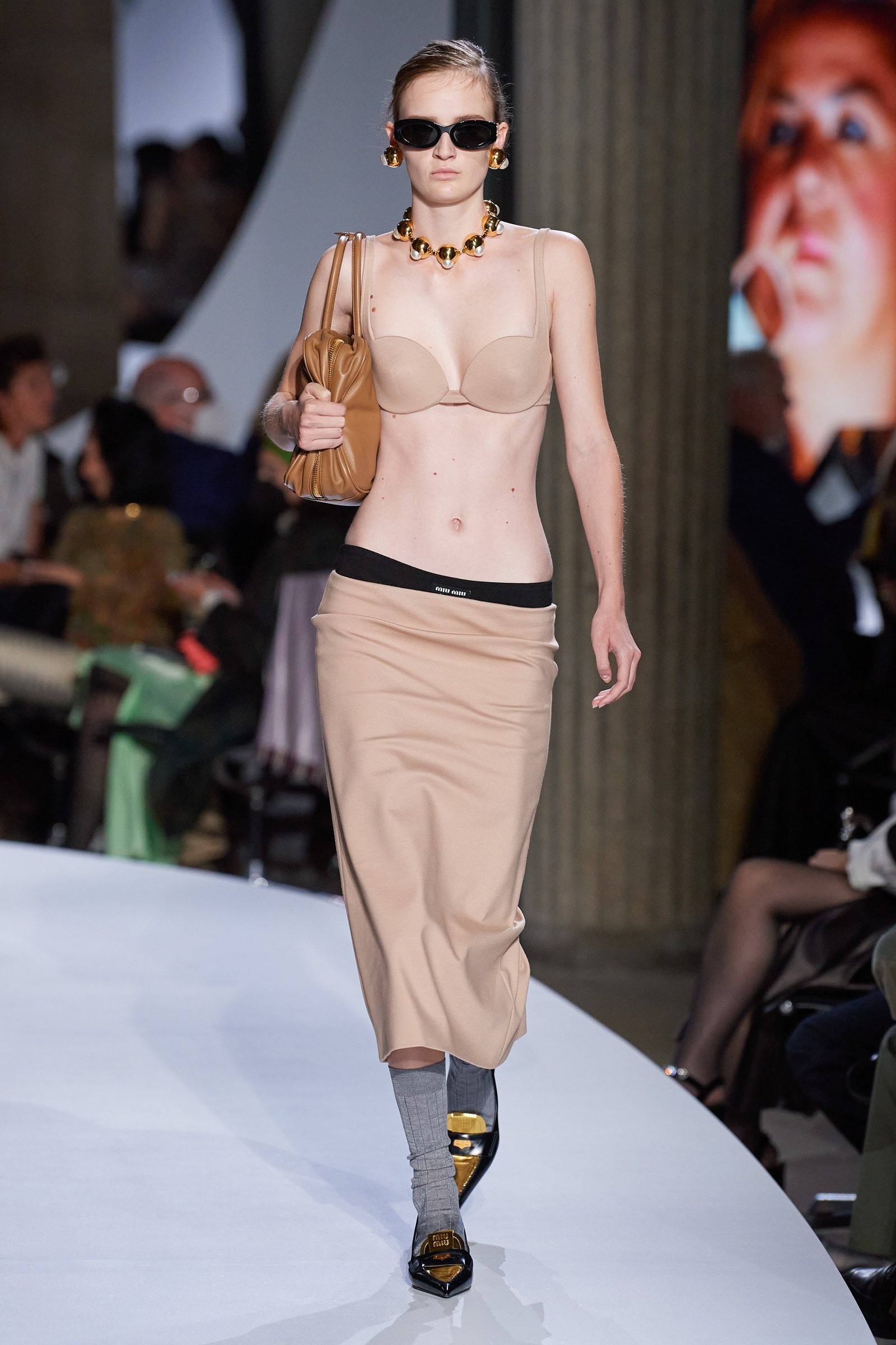 Show dien thoi trang Miu Miu anh 25