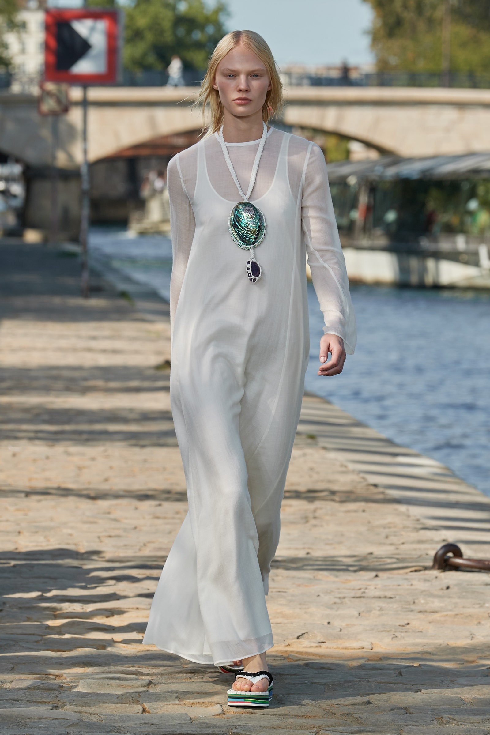 Show dien thoi trang Miu Miu anh 35