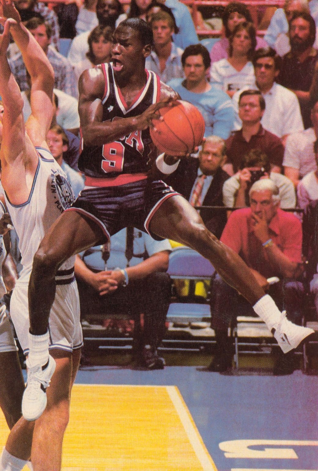 Đấu giá giày Michael Jordan ảnh 2 Dau gia giay Michael Jordan anh 2