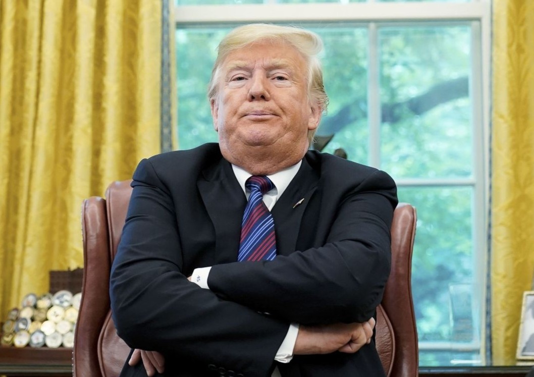 Tong thong Trump chia se tin gia ve Covid-19 hinh anh