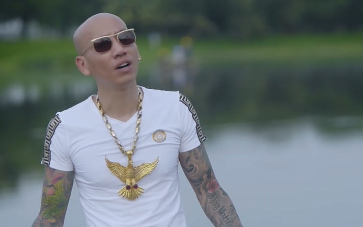 'Giang ho mang' Phu Le thuong xuyen rao giang dao ly tren YouTube hinh anh