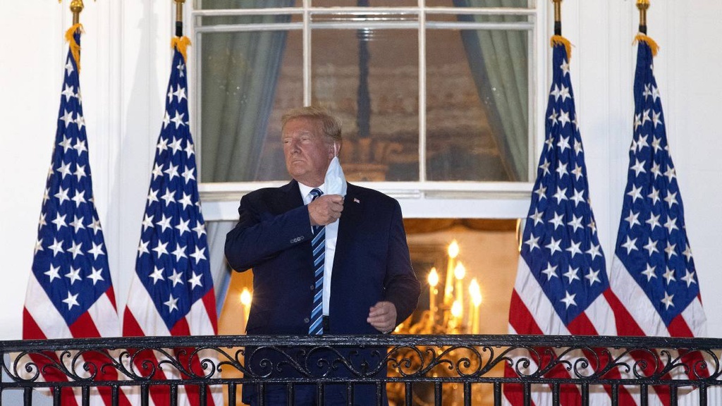 Tong thong My Donald Trump tiep tuc dang tin khong chinh xac ve Covid-19 anh 2