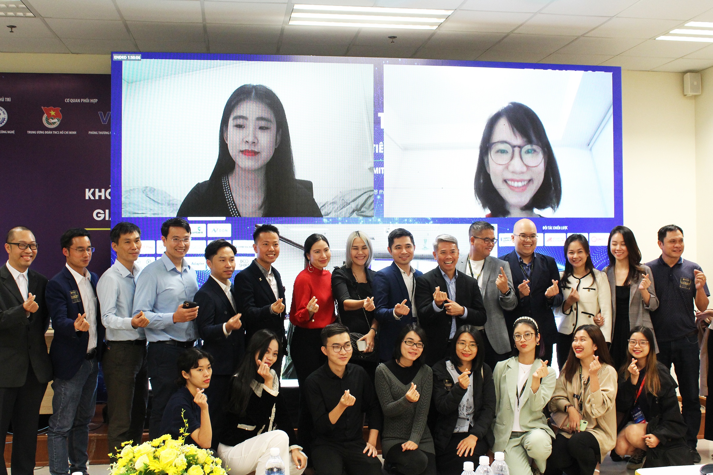 Khai mac dien dan cap cao ve cong nghe tien phong anh 2