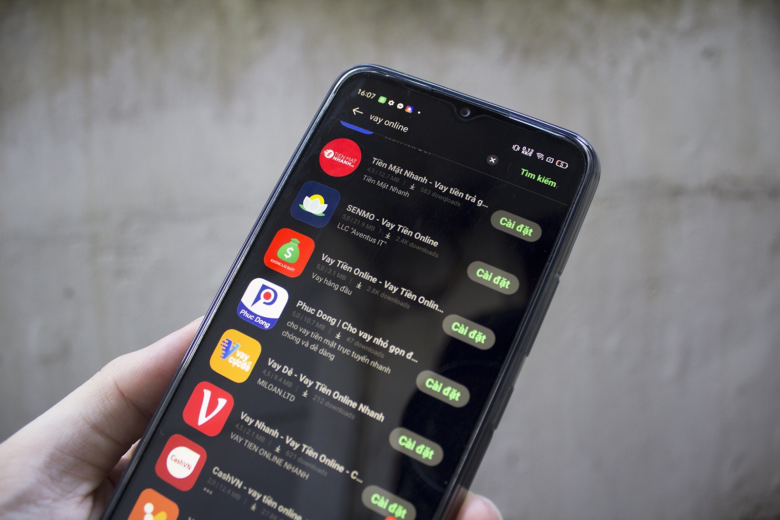 Ru nhau xu no app cho vay hinh anh