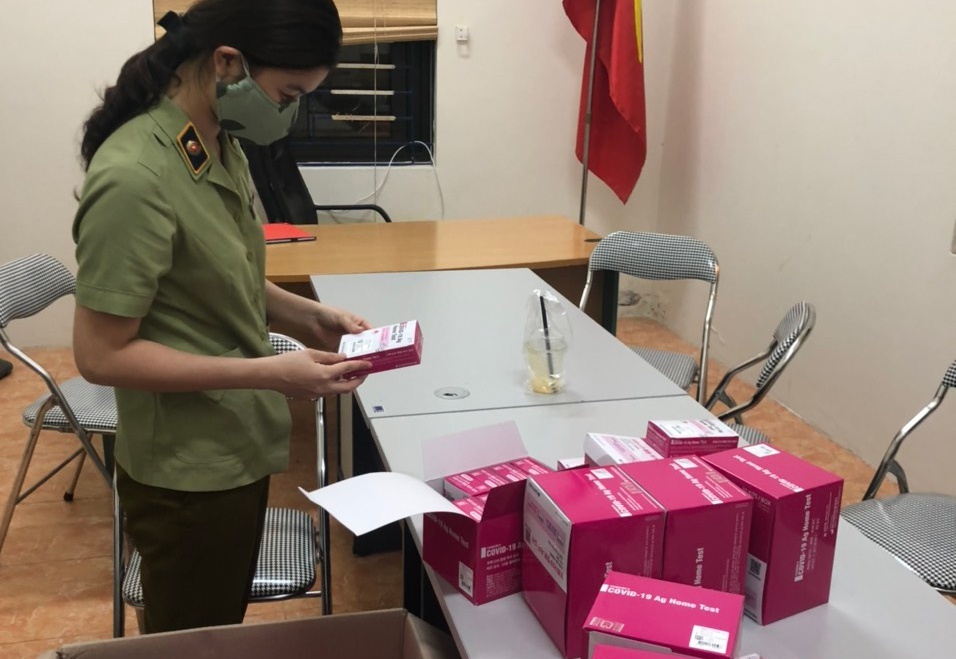 Khuyen cao khi mua bo test nhanh Covid-19 anh 1