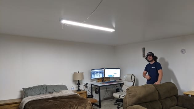 Bo dai hoc,  chang trai 19 tuoi kiem 54.000 USD/nam nho trong mo dao Bitcoin anh 2