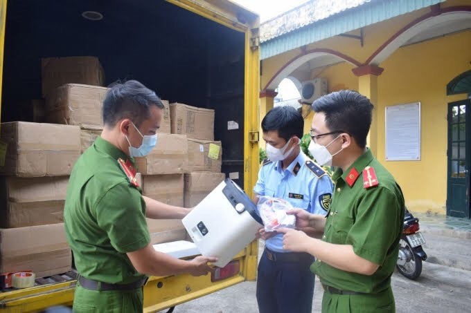 Thu giu 52 may tao oxy khong ro nguon goc chuan bi dem di tieu thu hinh anh