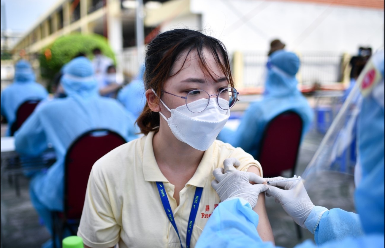 Donacoop co thuc su mua thanh cong 15 trieu lieu vaccine cua Pfizer? anh 1