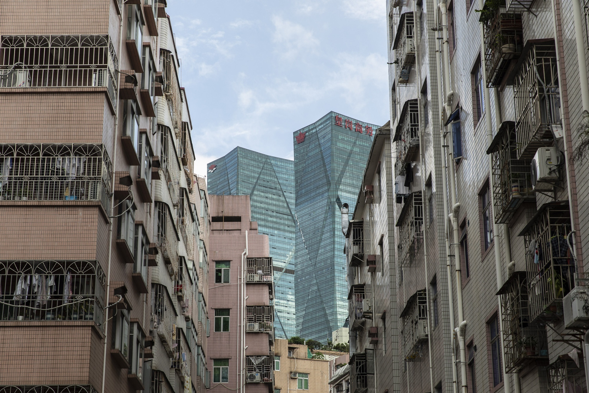 Tai san o Tham Quyen anh 2