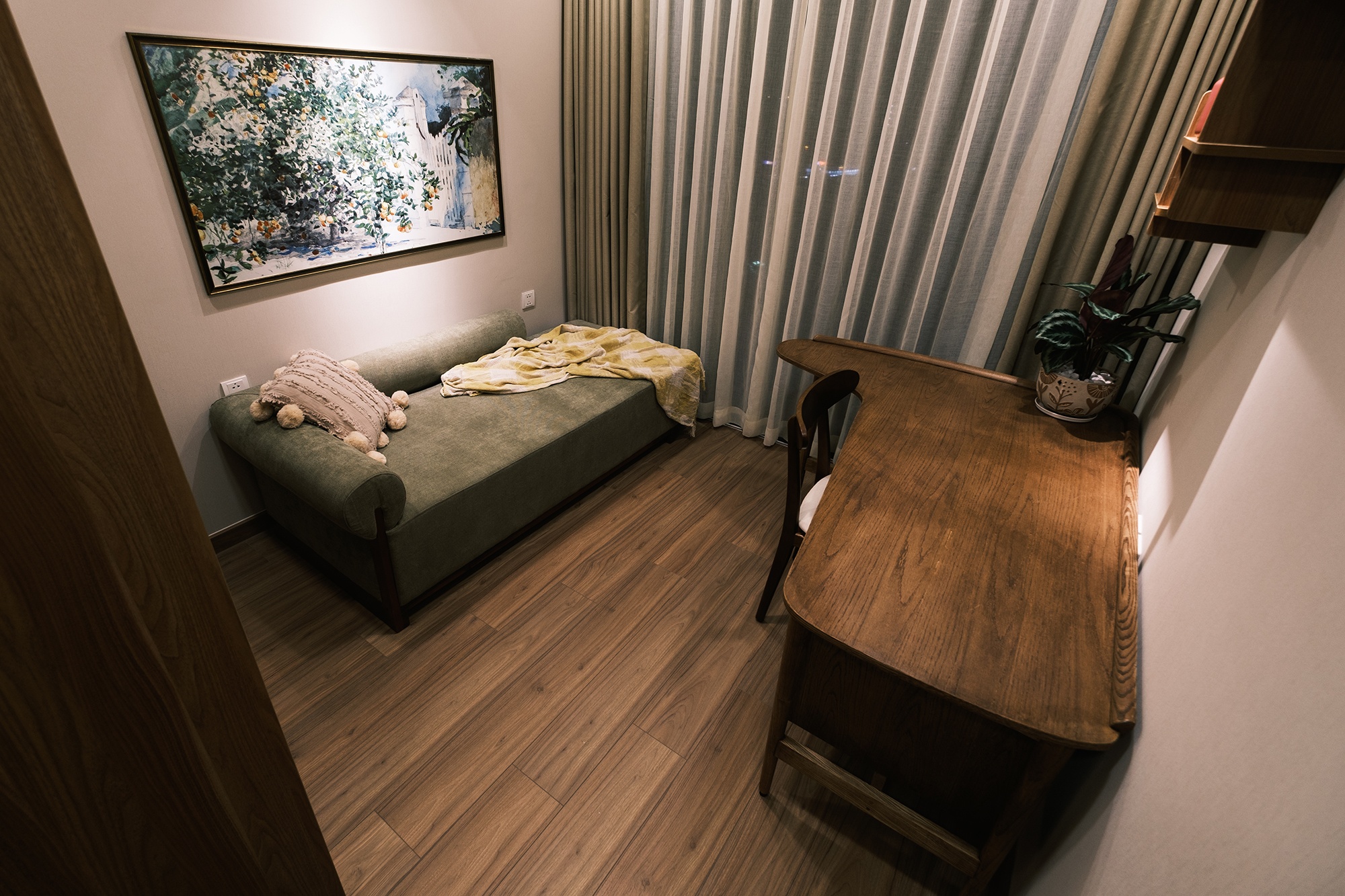 Can ho tong mau be anh 12