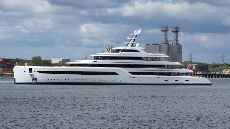 Sieu du thuyen cua ty phu Nga anh 1