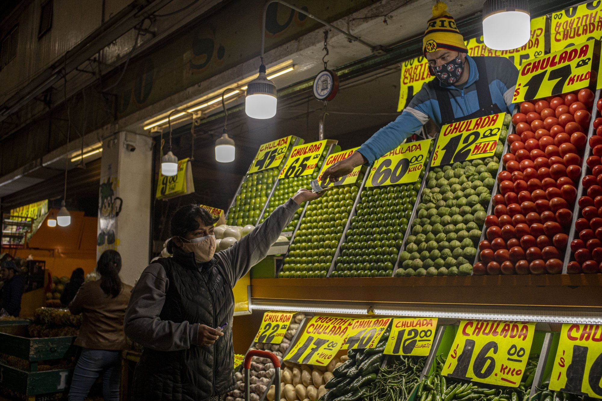 Gia ca tang cao anh huong den kinh te anh 1