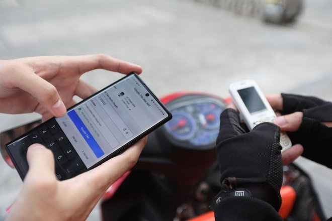 Bo TT&TT: Hon 800.000 nguoi Viet dang dung Mobile Money hinh anh