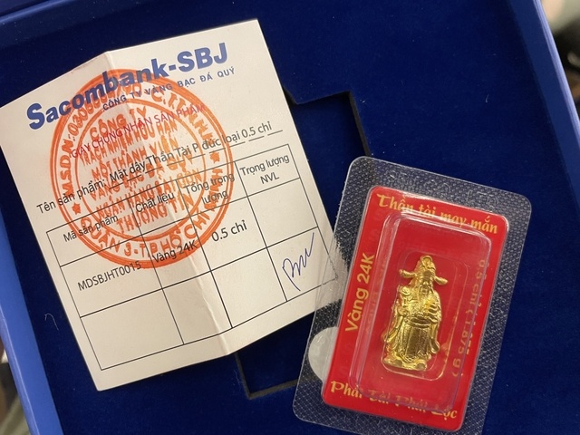 Doanh nghiep tang vang tri an co dong hinh anh