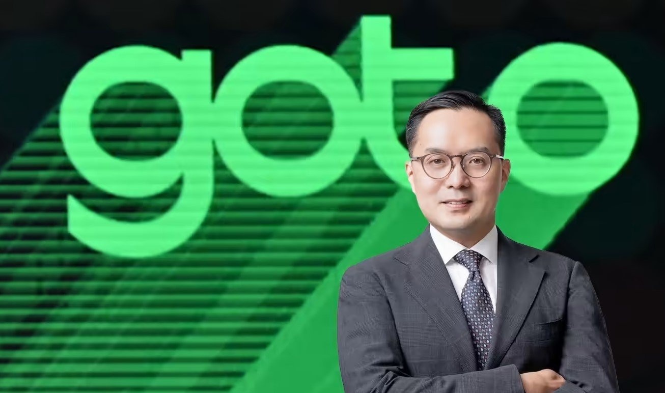 Cong ty me Gojek co CEO moi hinh anh